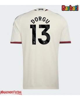 Manchester United Patrick Dorgu #13 Tricou Fotbal Replică 2026-27 Barbati Treilea Manchester United Patrick Dorgu #13 Tricou Fotbal Replică 2026-27 Barbati Treilea